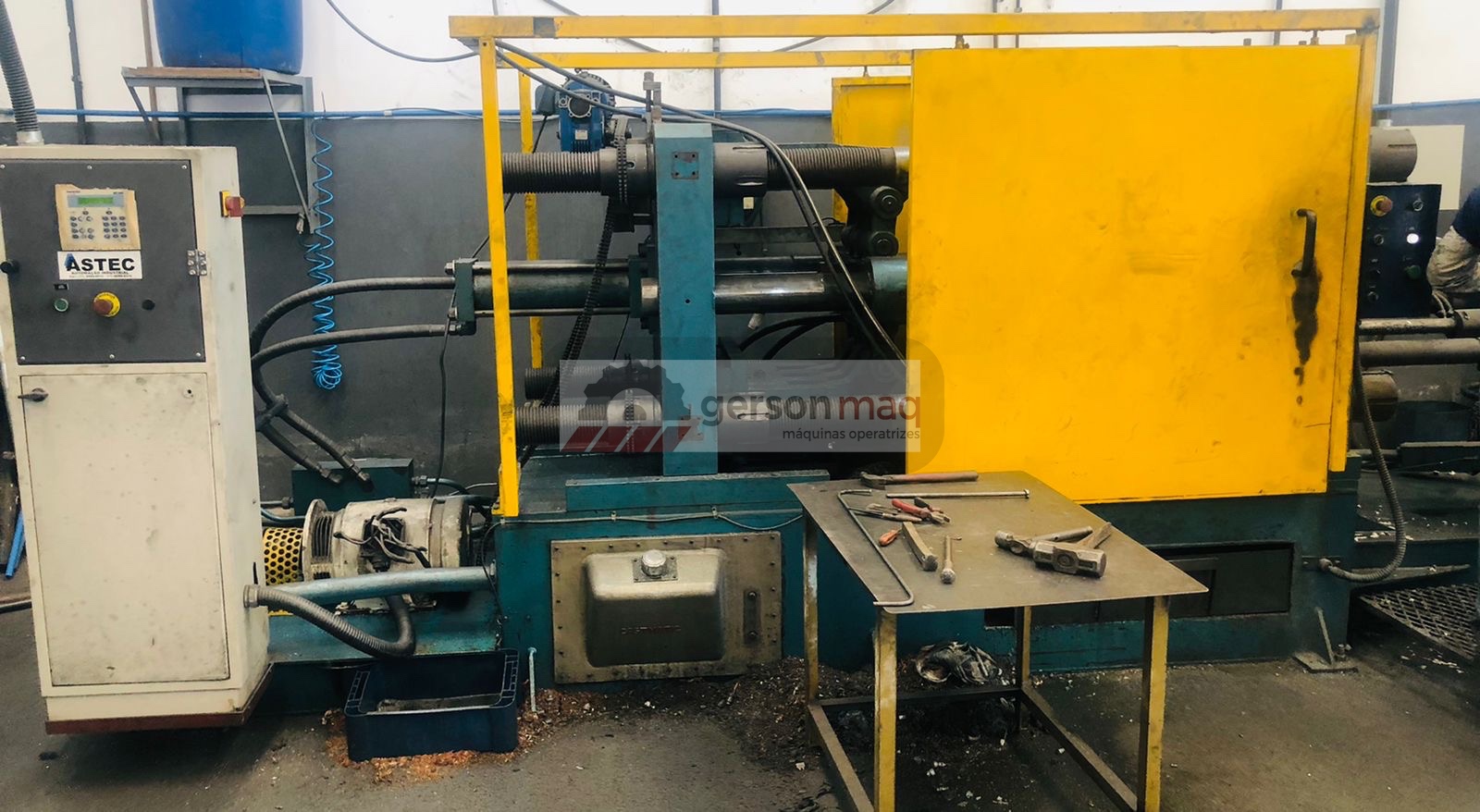 INJETORA DE ALUMINIO CASTMATIC 400 TON - MÁQUINA REVISADA