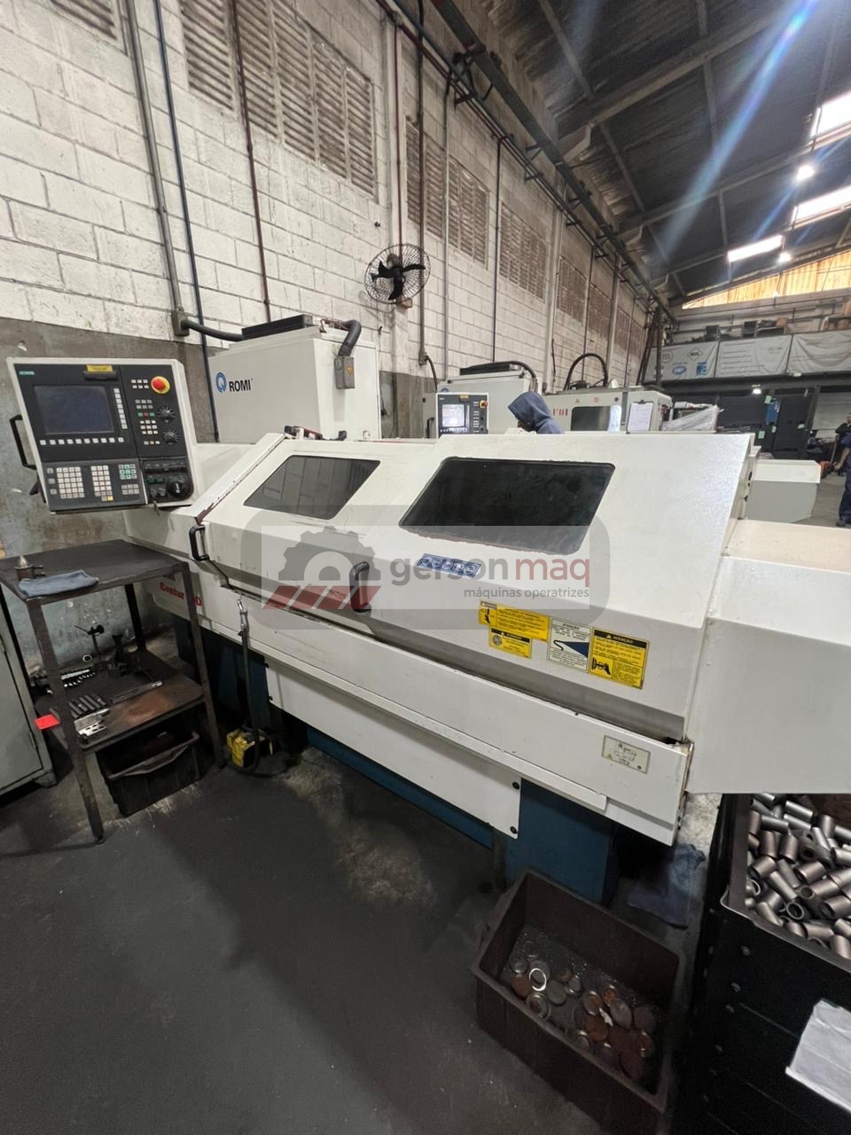 TORNO CNC ROMI CENTUR 30 D - ANO 2011 - SIEMENS