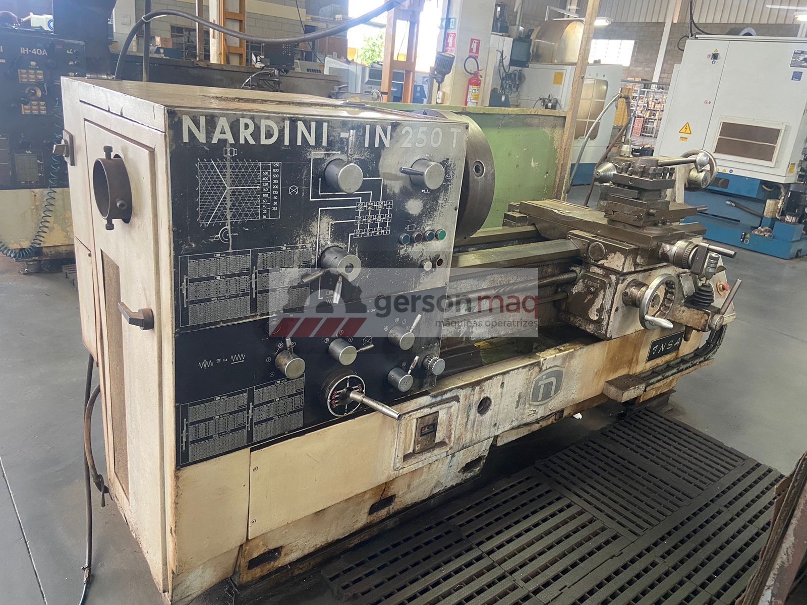 TORNO MECÂNICO NARDINI IN 250T