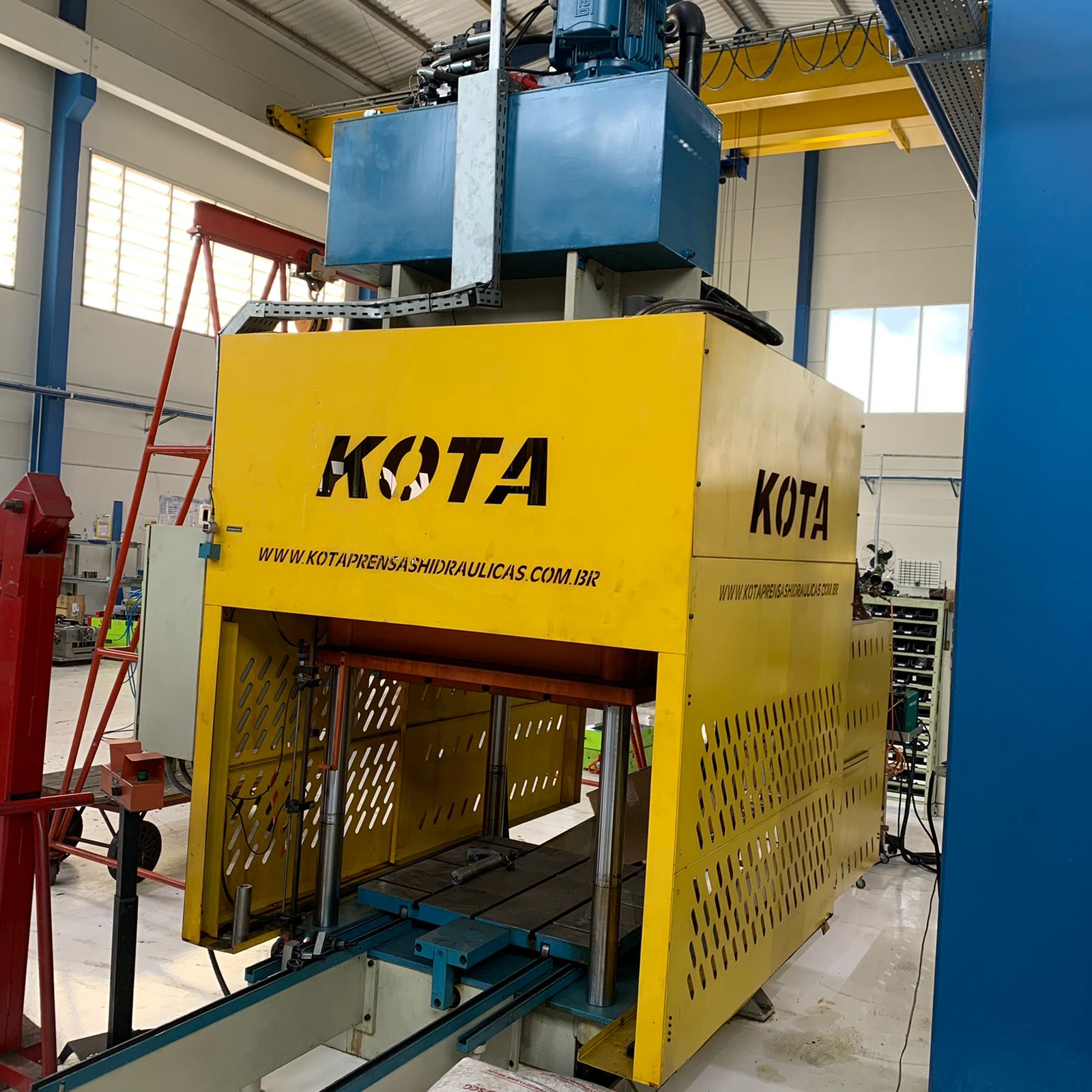 PRENSA MARCA KOTA TRY OUT 110 TON
